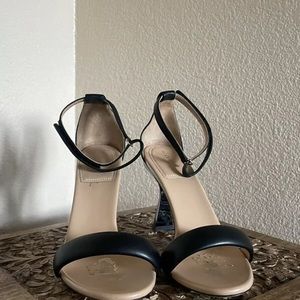 Givenchy Carene Sandals 37.5